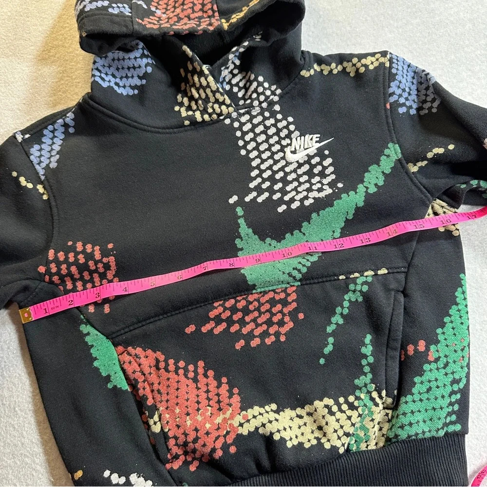 Nike Kids Hoodie Small‎ Black Pullover Sweatshirt Colorful Swoosh Print Logo